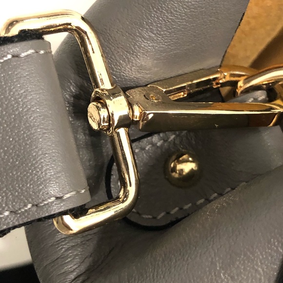 Tod’s Handbag /Gray - Picture 10 of 16